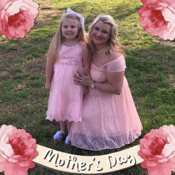 Meet your Posher! - Picture 5 of 9